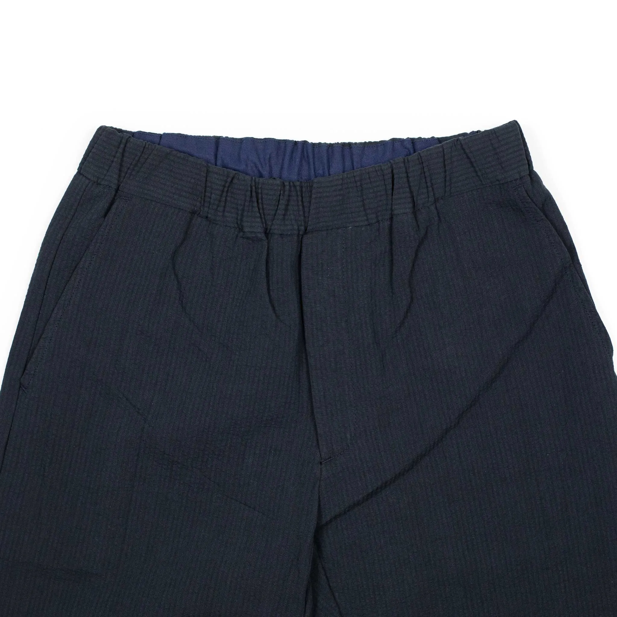 Easy pants in dark navy striped cotton linen seersucker