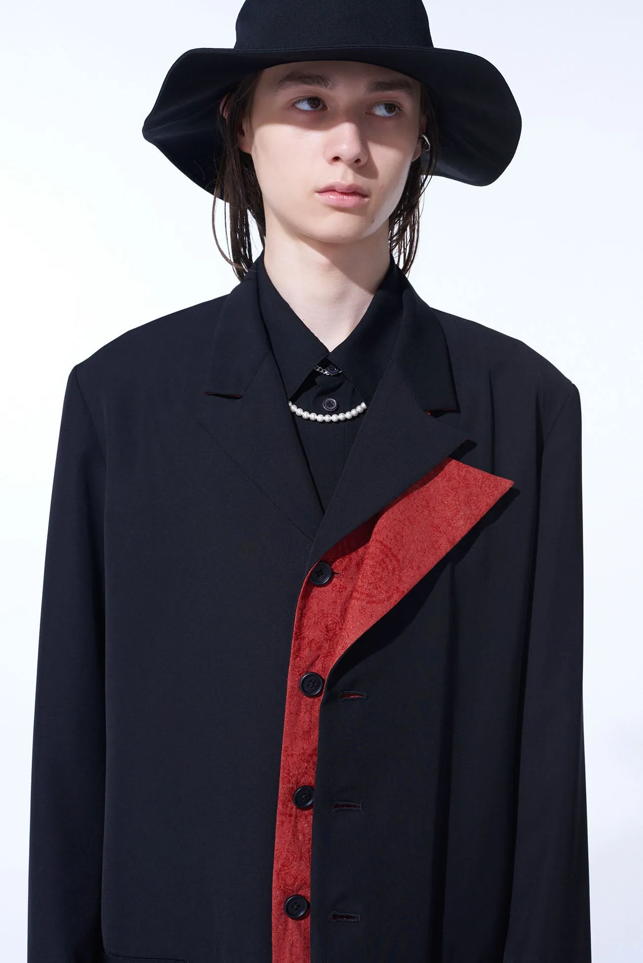 GABARDINE   MURAL LACE FADED FLOCKY LINEN CLOTH 6BS JACKET WITH DOUBLE-TAILORED LEFT FRONT